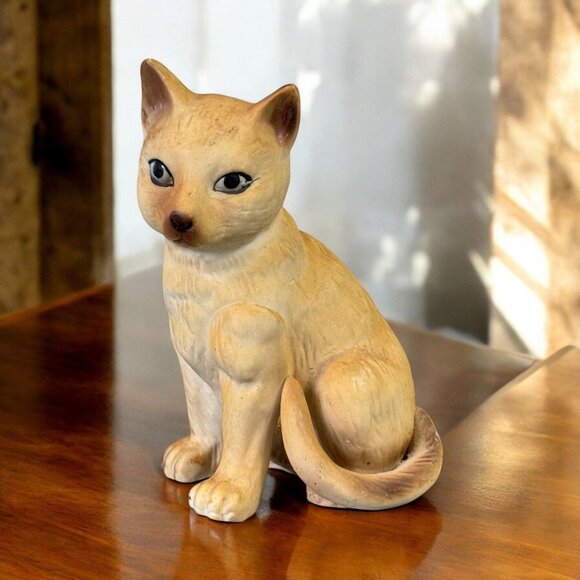 Unknown Other - This charming pieceVintage Japan Porcelain Yellow Cat Captivating Eyes Figurines